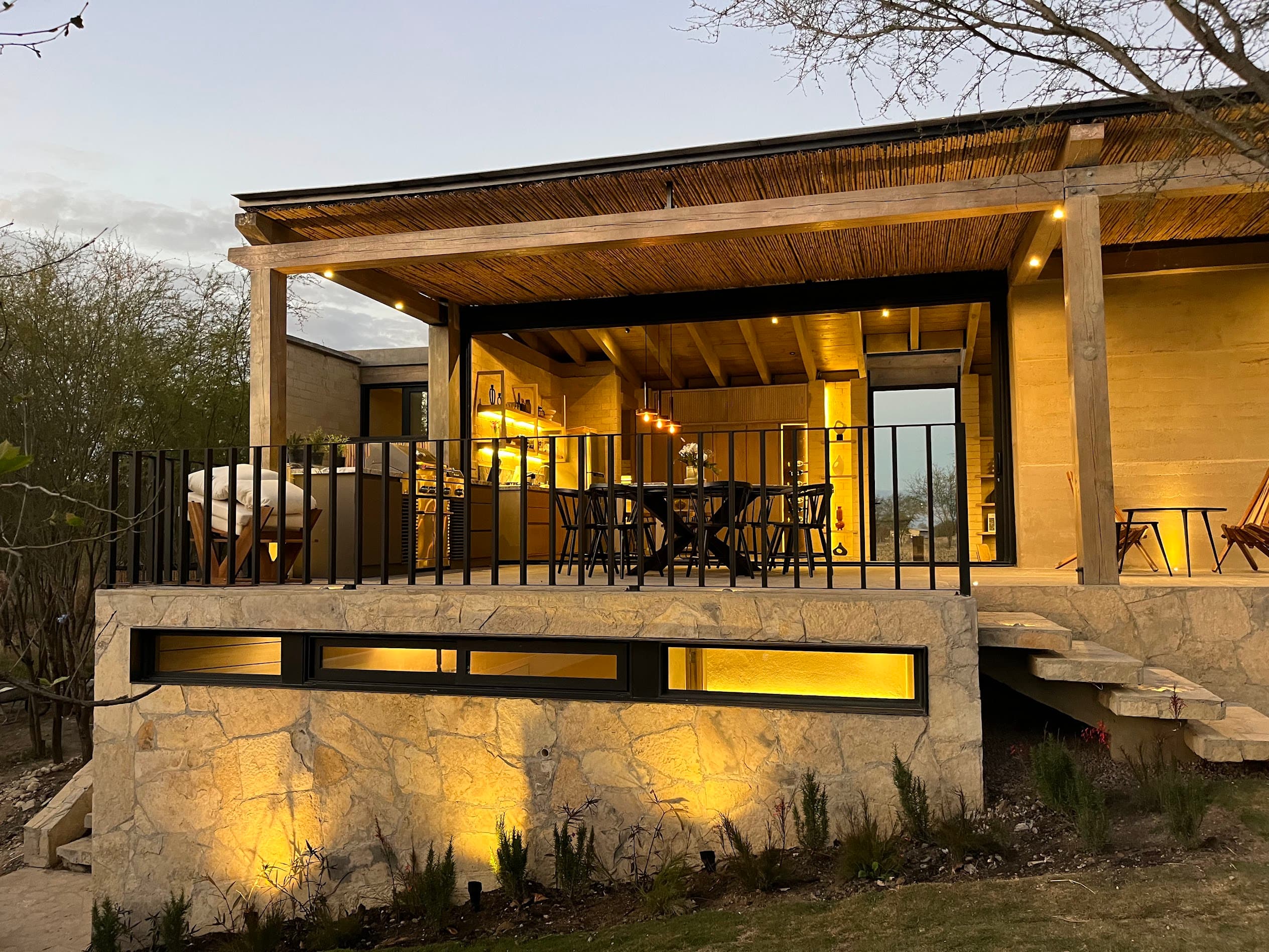 Exterior · fachada principal